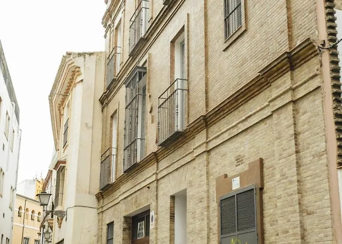 Beautiful With Seasonal Pool- 1bd 1bth- Center * Seville
